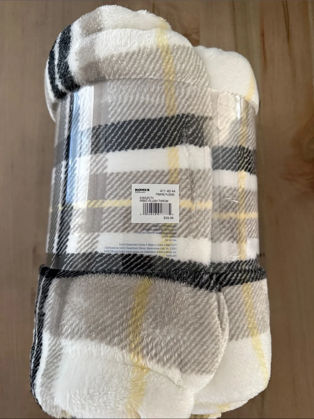 The Big One Plush Throw Blanket in White, Gray, Yellow